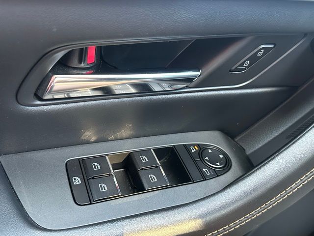 2024 Mazda CX-90 Premium photo 17