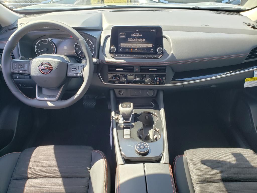 2026 Nissan Rogue SV photo 9