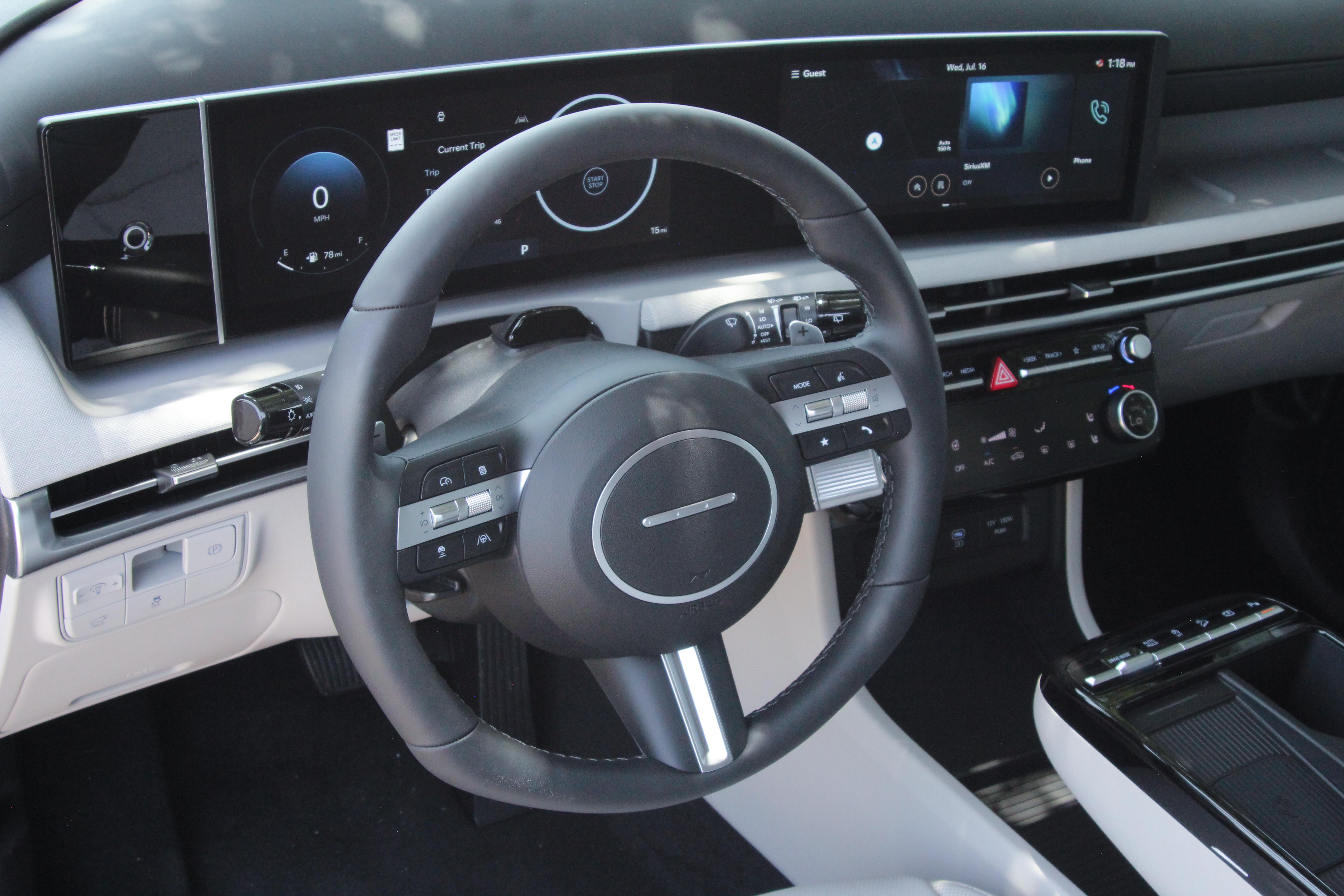 2025 Hyundai Tucson Limited photo 4