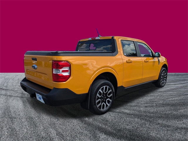 2022 Ford Maverick Lariat photo 3