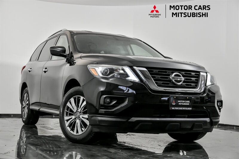 2019 Nissan Pathfinder SV