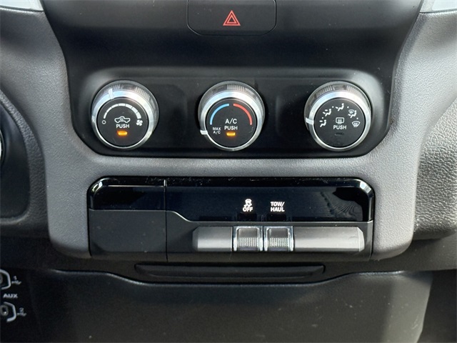2022 Ram 1500 Big Horn Lone Star photo 24
