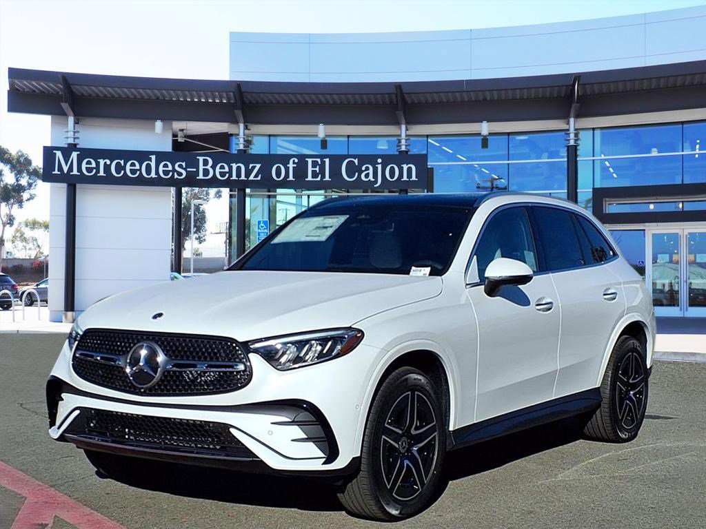 2026 Mercedes-Benz GLC Base's photo