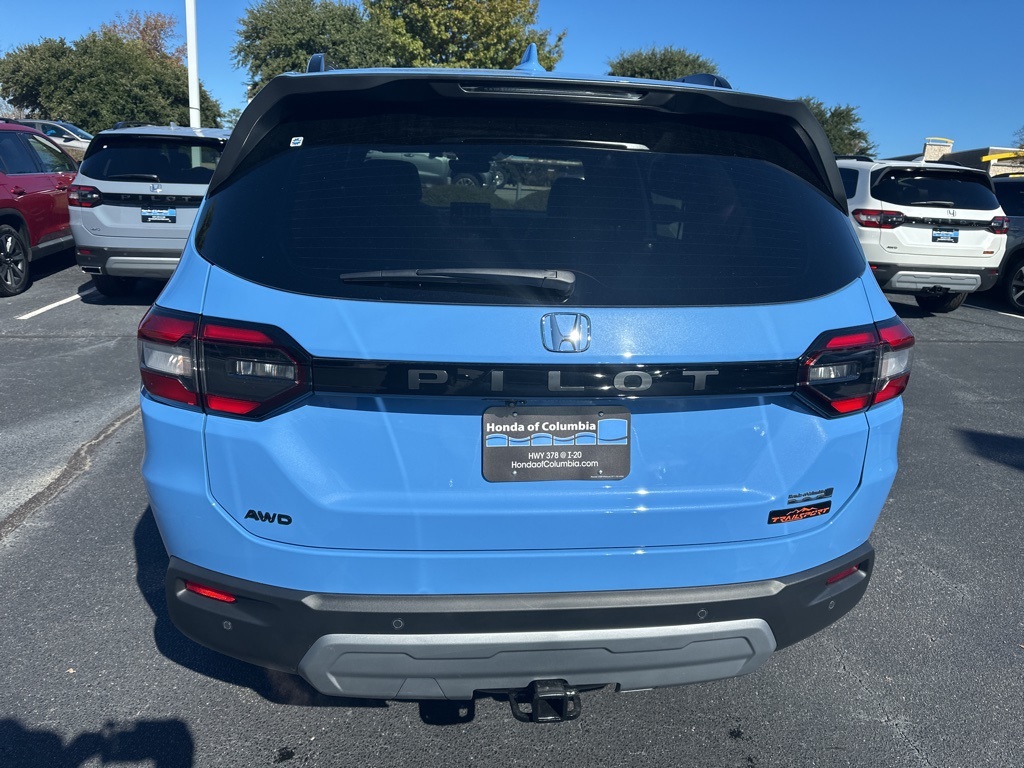 2025 Honda Pilot TrailSport photo 4