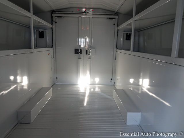 2025 FORD E-350 - Image 11