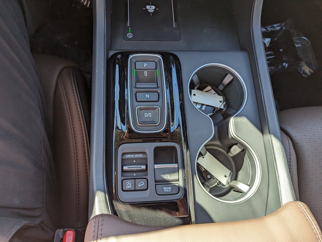 2025 Honda Pilot Elite photo 18