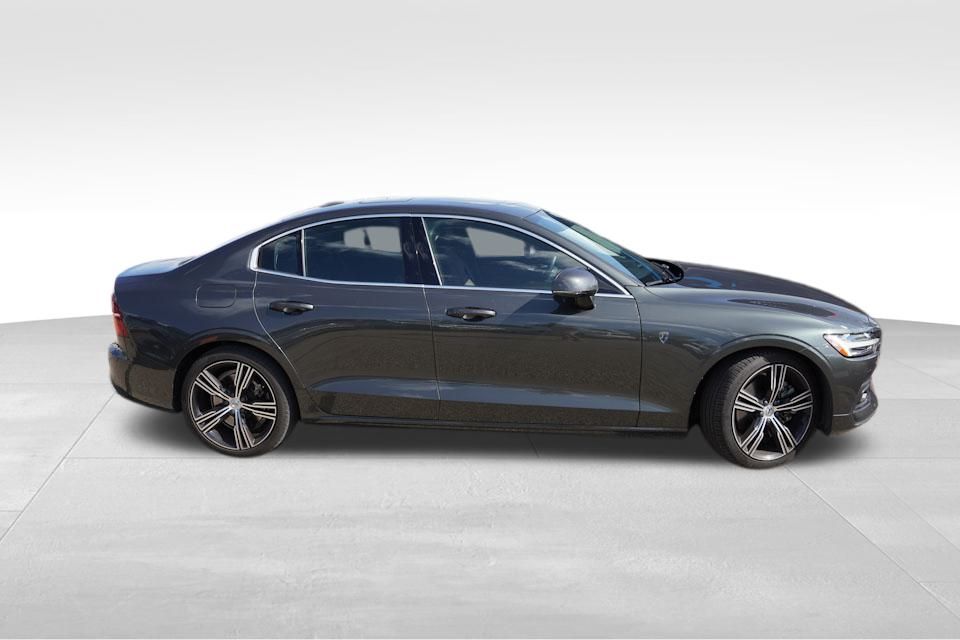 2019 Volvo S60 T6 Inscription photo 2