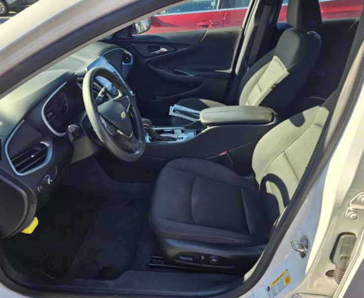 2023 Chevrolet Malibu 1LT photo 4