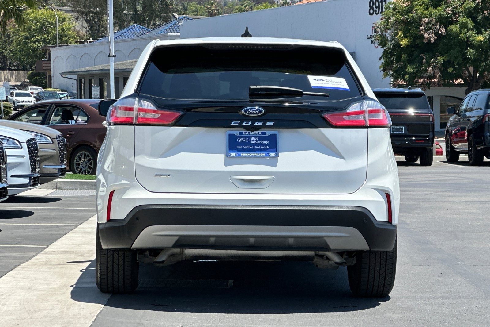2021 Ford Edge SEL photo 3
