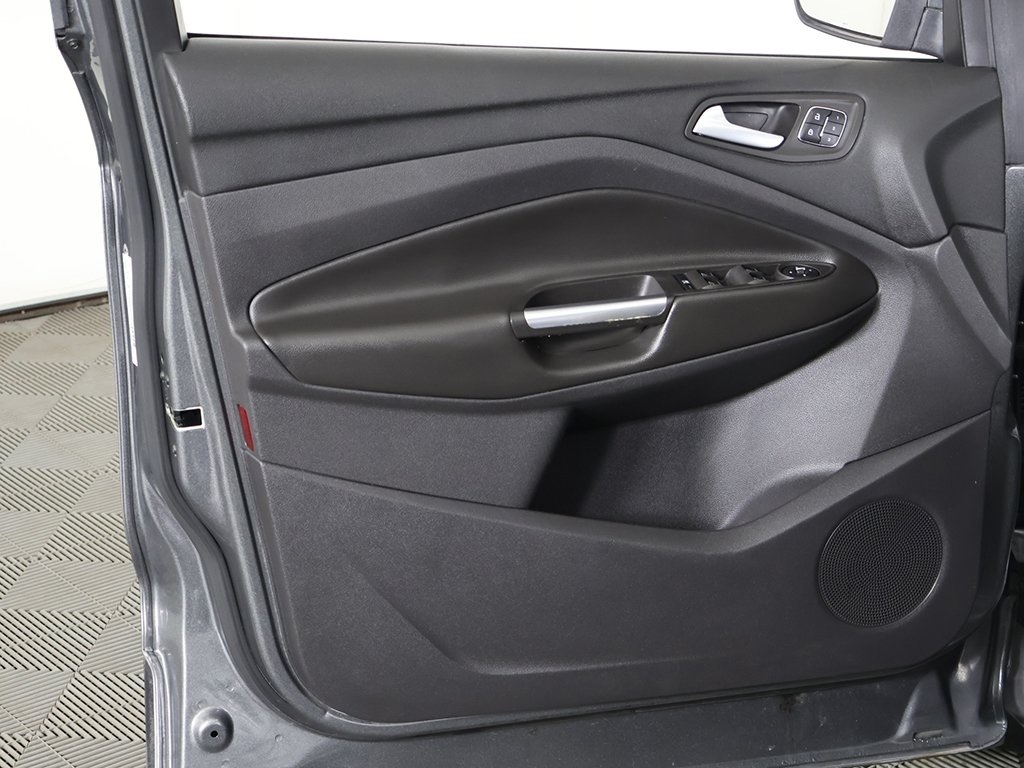 2013 Ford Escape Titanium photo 21