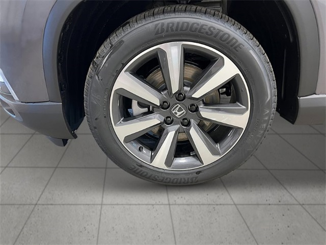 2025 Honda Pilot Touring photo 11