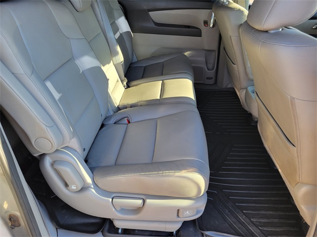 2016 Honda Odyssey Touring Elite photo 15