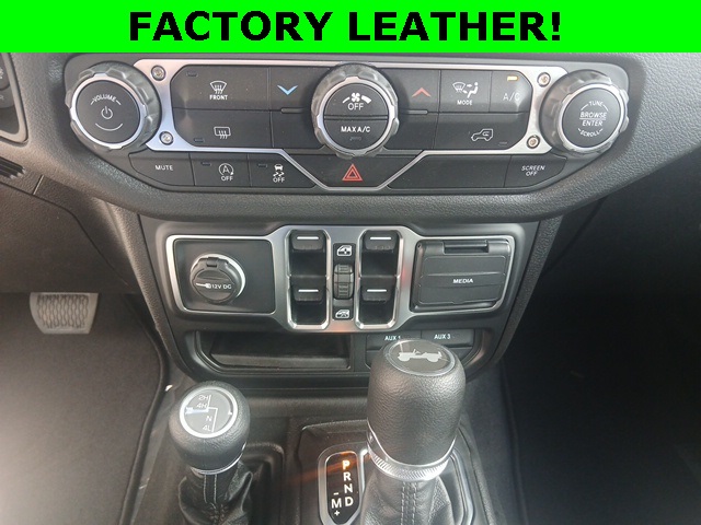 2025 Jeep Wrangler Sport S photo 19