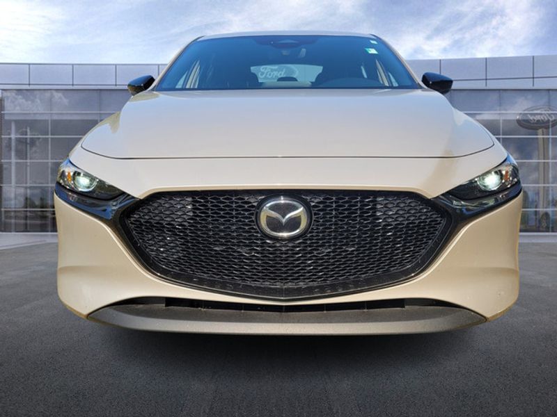 2024 Mazda Mazda3 Hatchback 2.5 Select Sport photo 2