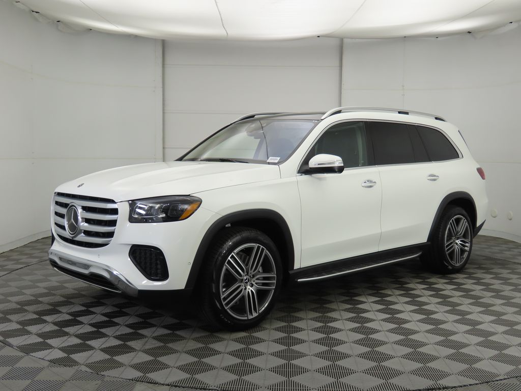 2026 Mercedes-Benz GLS Base's photo