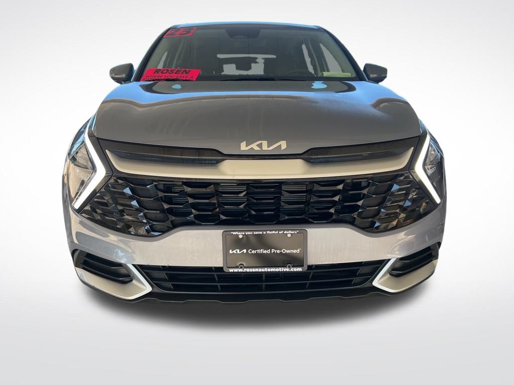 2023 Kia Sportage EX photo 2
