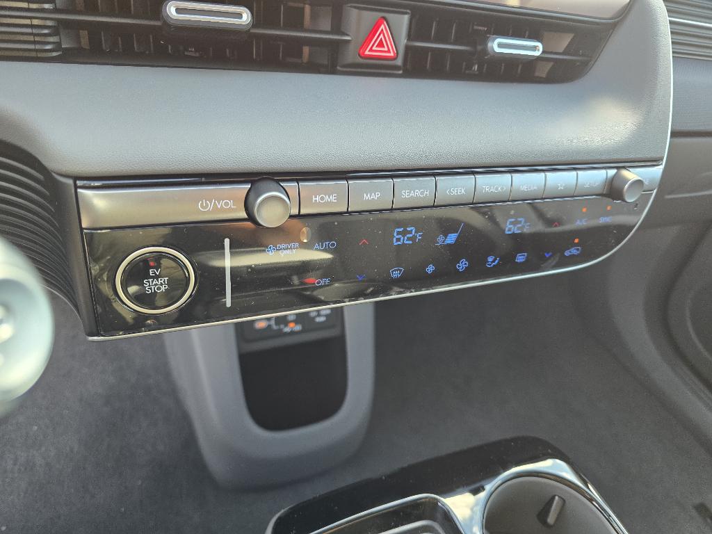 2025 Hyundai Ioniq 5 SE photo 19