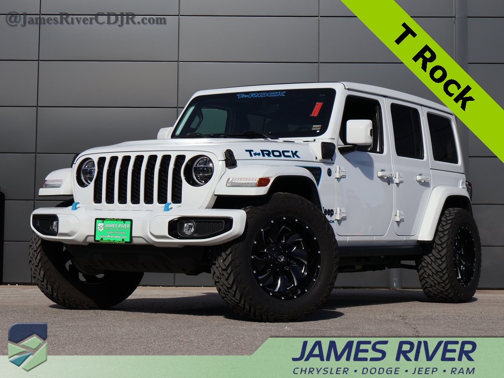 2021 Jeep Wrangler Altitude's photo