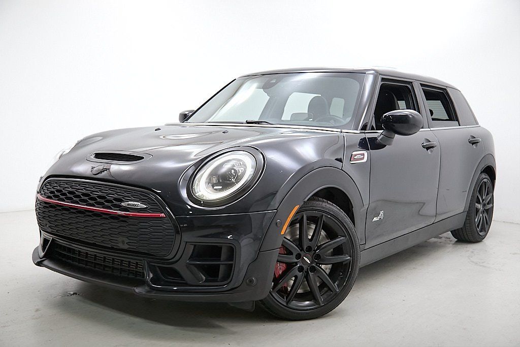2022 MINI CLUBMAN - Image 1