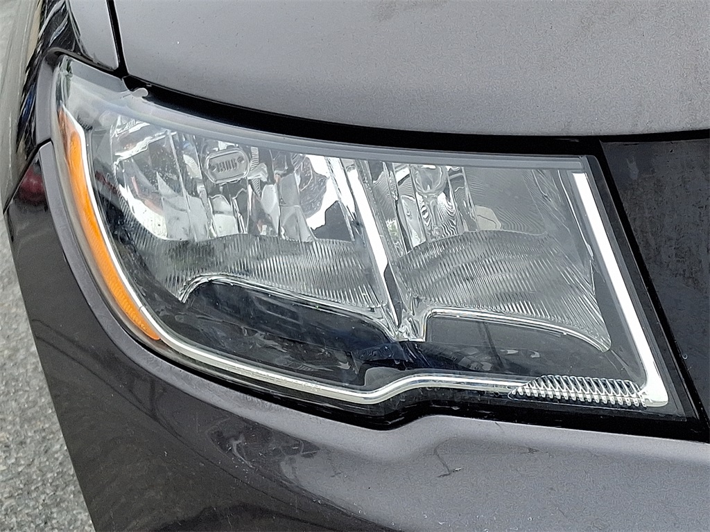 2018 Jeep Compass Latitude photo 8