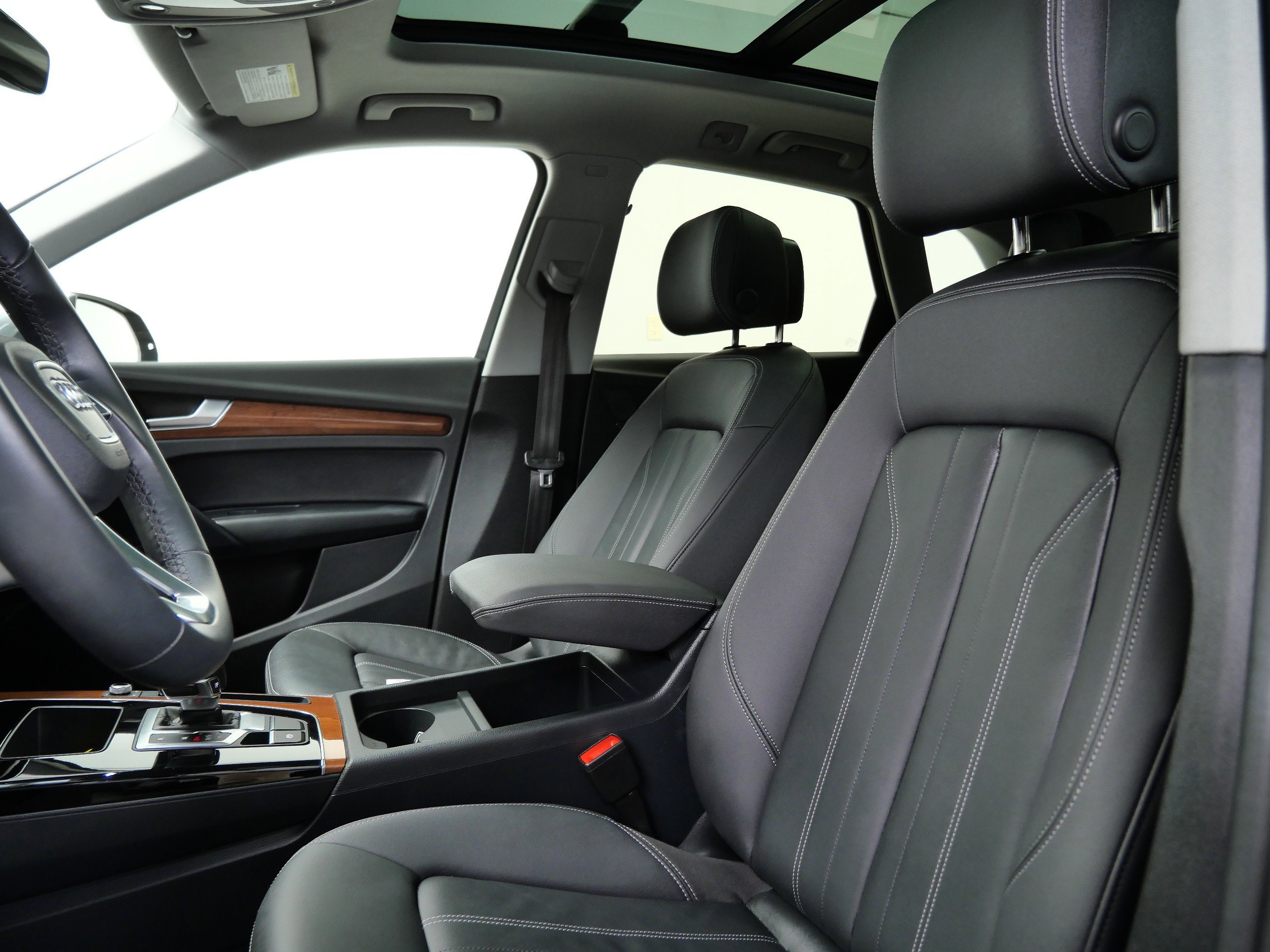 2023 Audi Q5 S line Premium photo 14