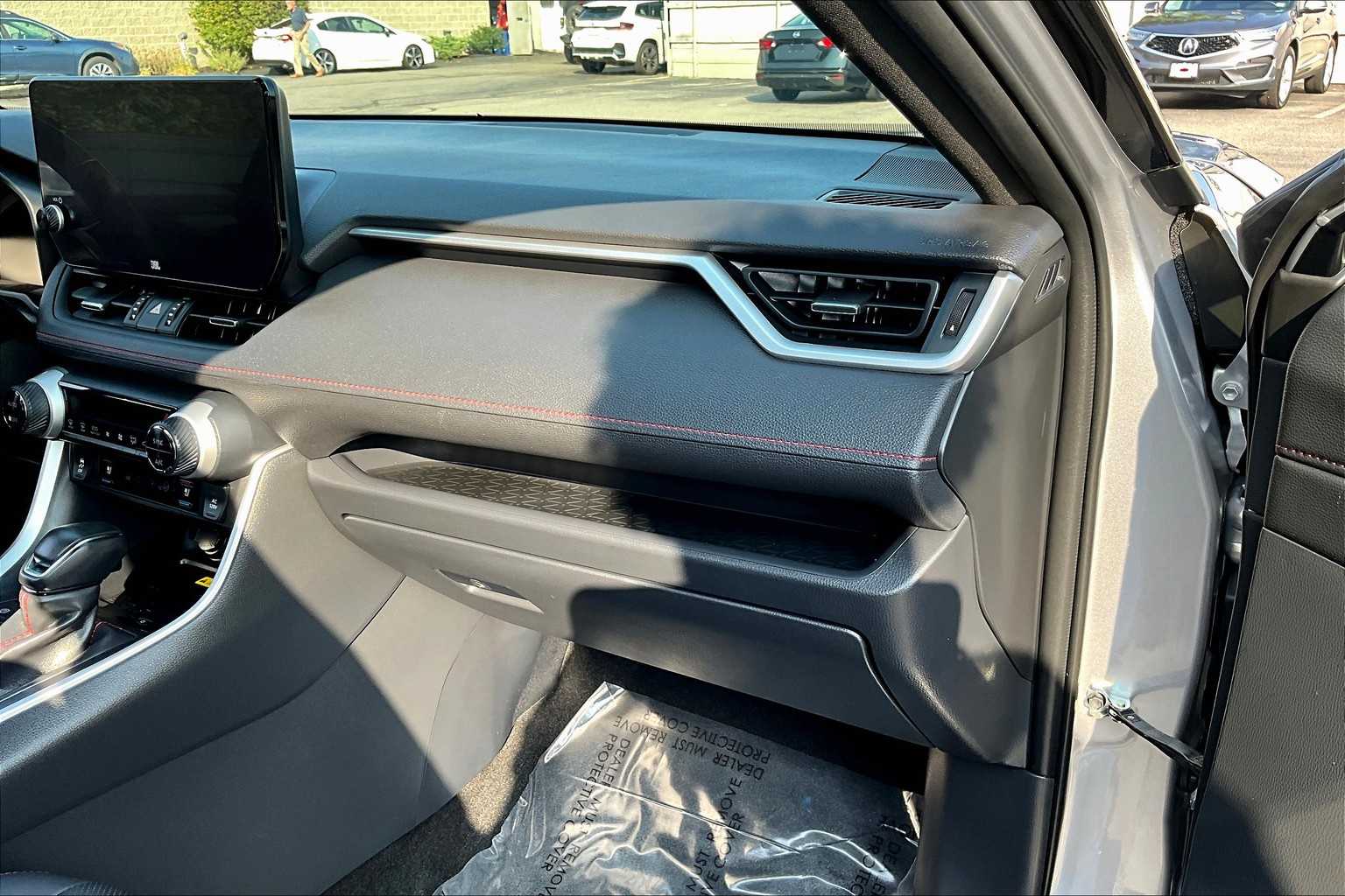 2023 Toyota RAV4 Prime XSE Premium photo 32