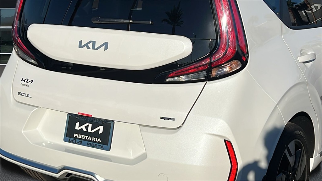 2025 Kia Soul GT-Line photo 3