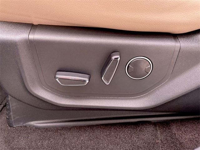 2023 Ford Expedition Limited photo 4