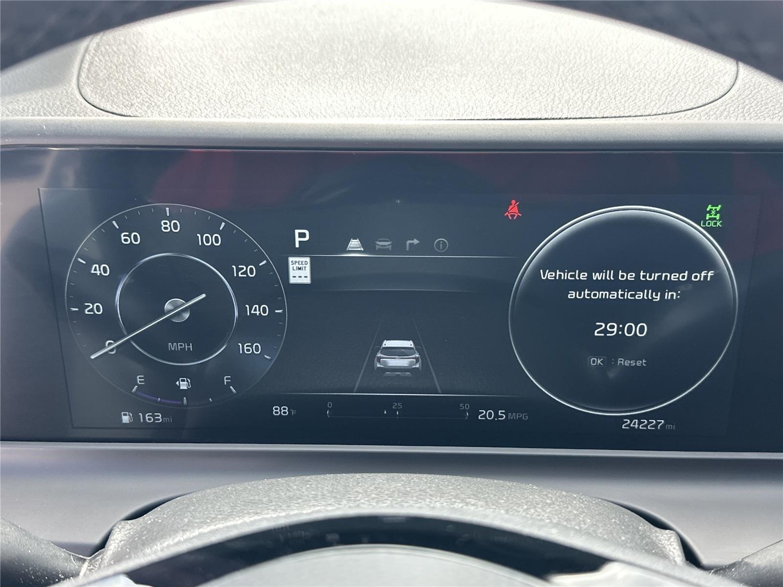 2024 Kia Seltos SX photo 8