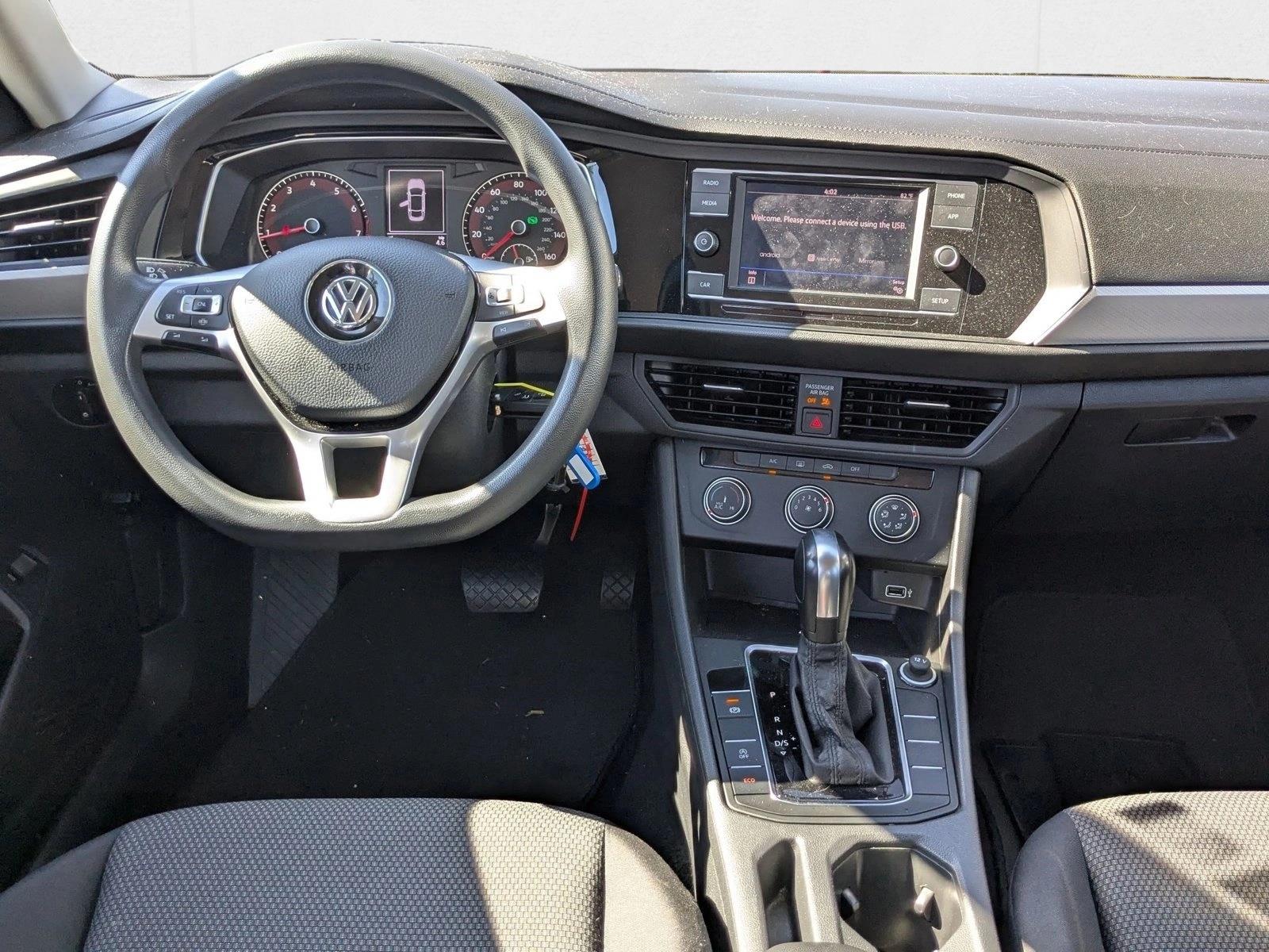 2019 Volkswagen Jetta SE R-Line photo 15