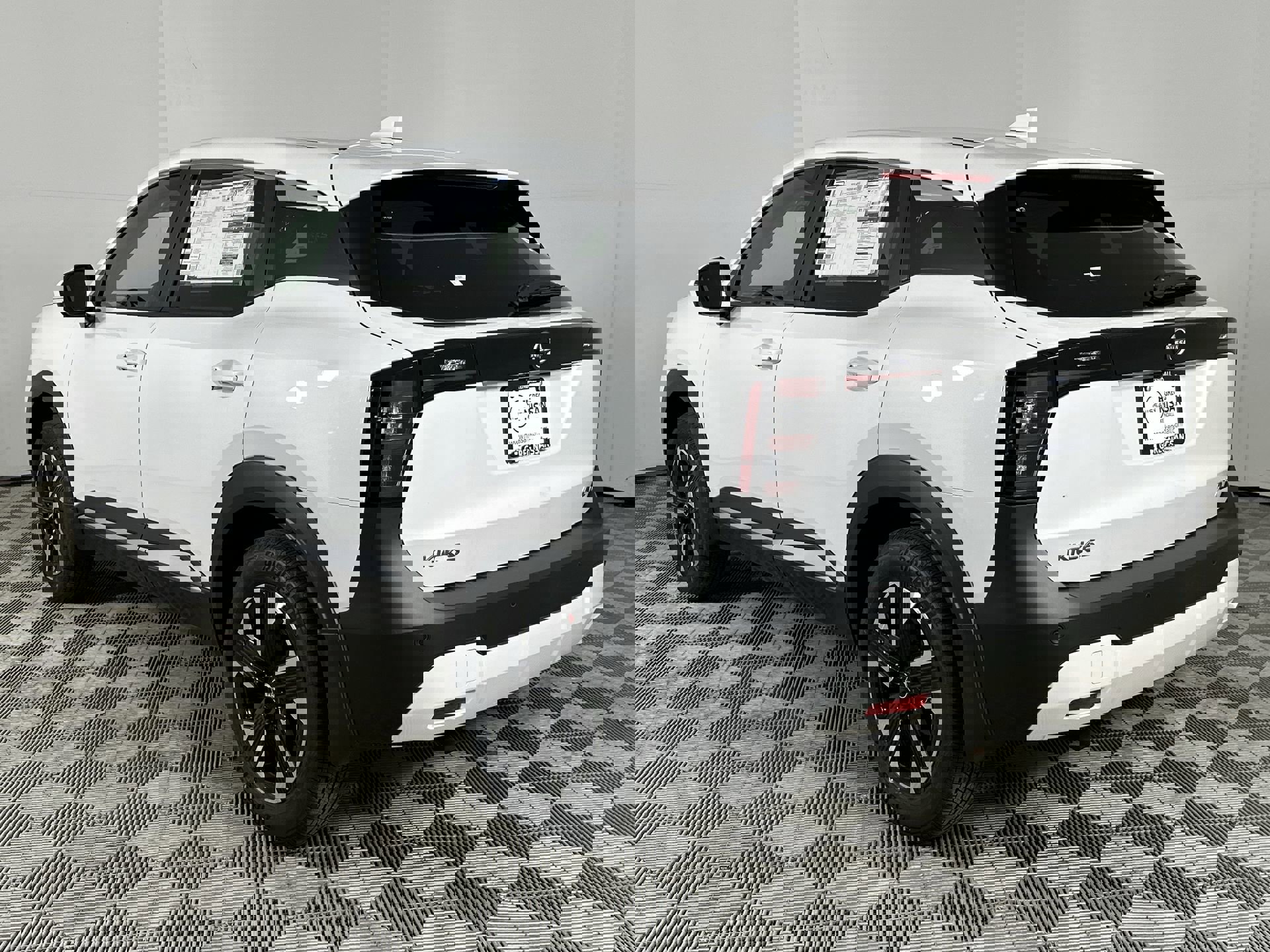 2025 Nissan Kicks SV photo 6