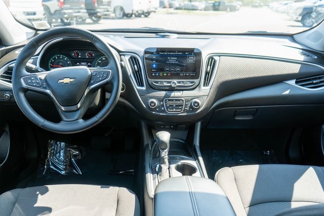 2024 Chevrolet Malibu 1LT photo 13