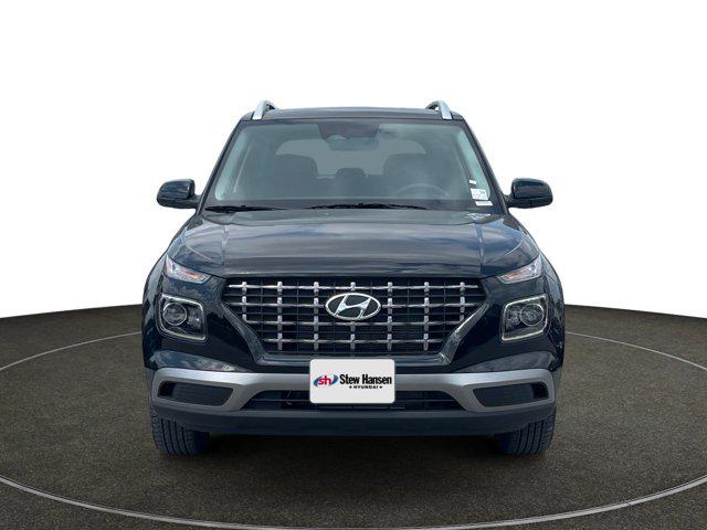 2025 Hyundai Venue SEL Limited photo 7