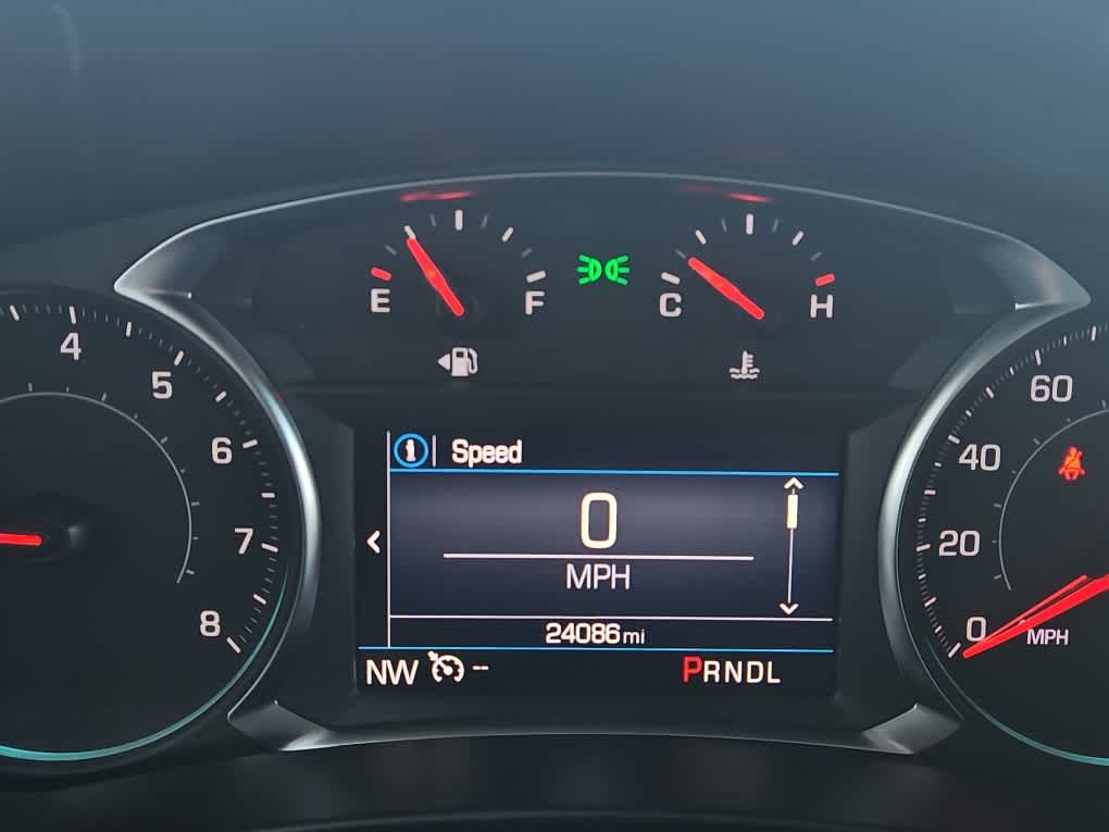 2023 Chevrolet Equinox LS's photo