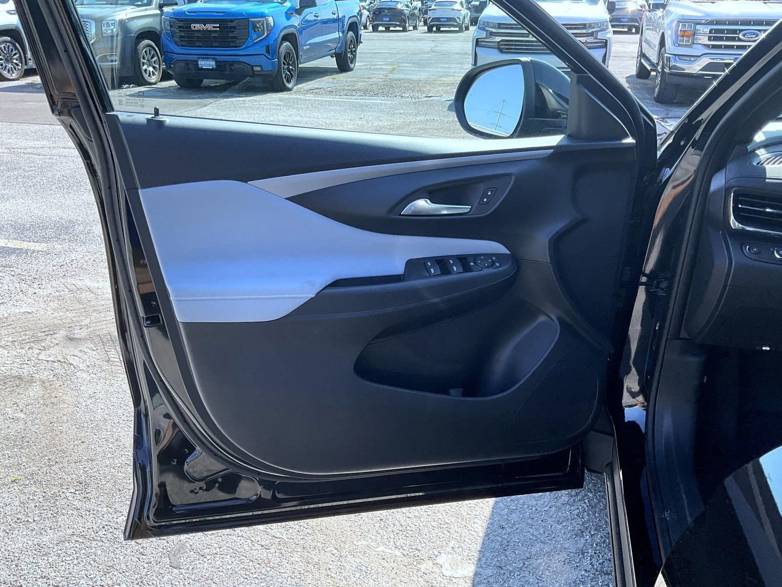 2025 Buick Envista Preferred photo 9