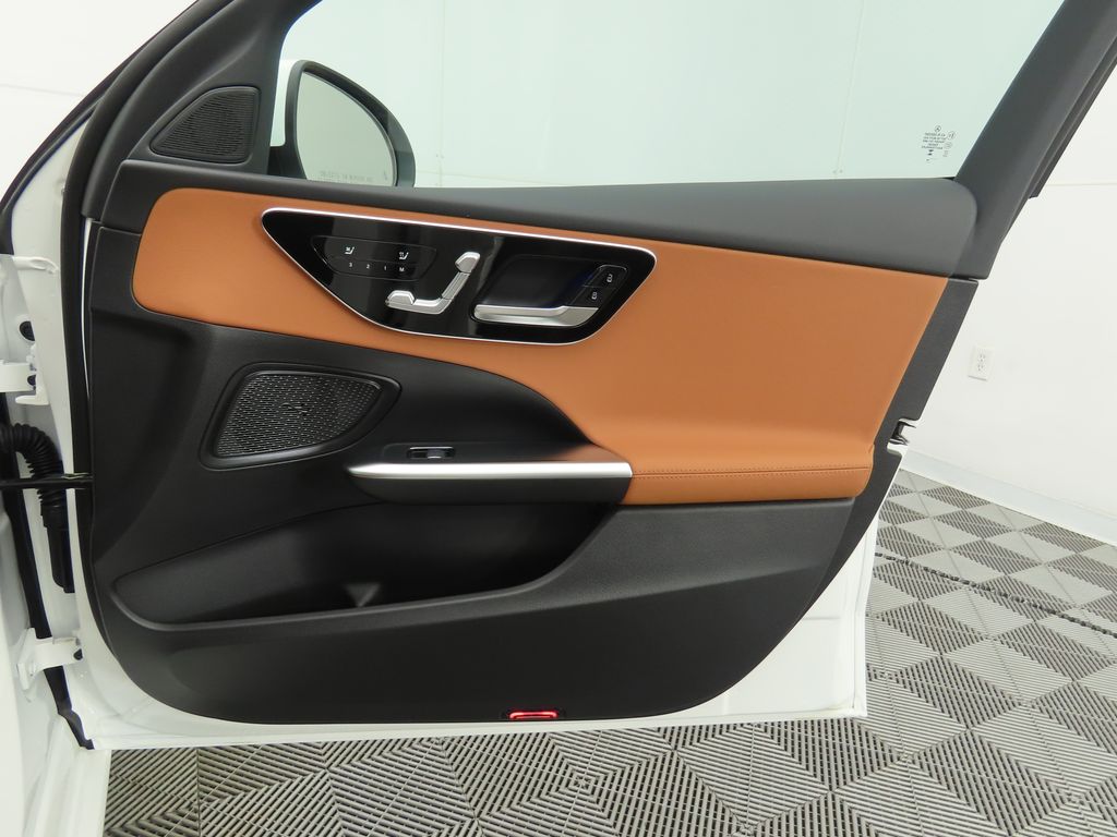 2025 Mercedes Benz C 300 4MATIC photo 25