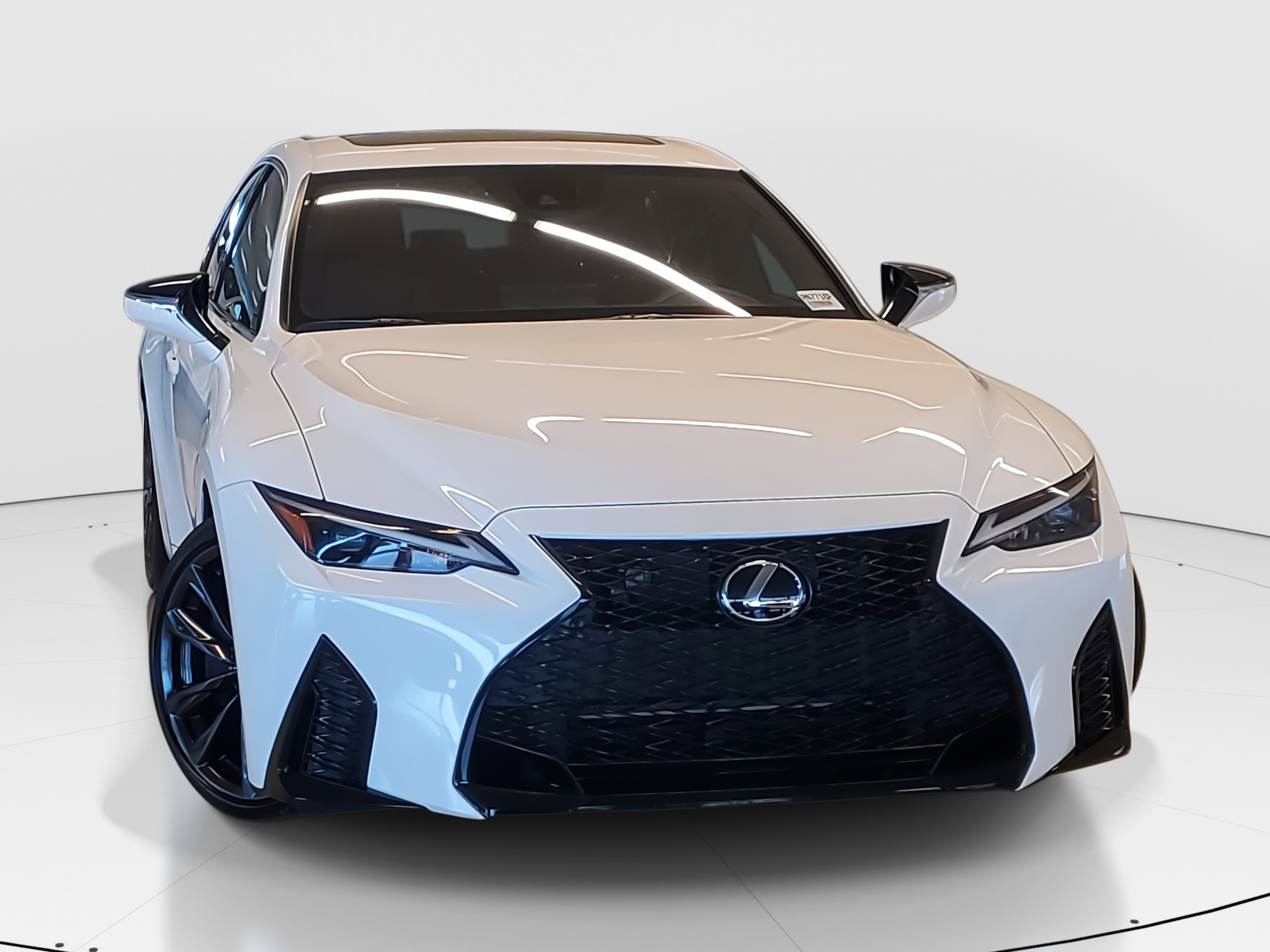2025 Lexus IS 350 F SPORT photo 3