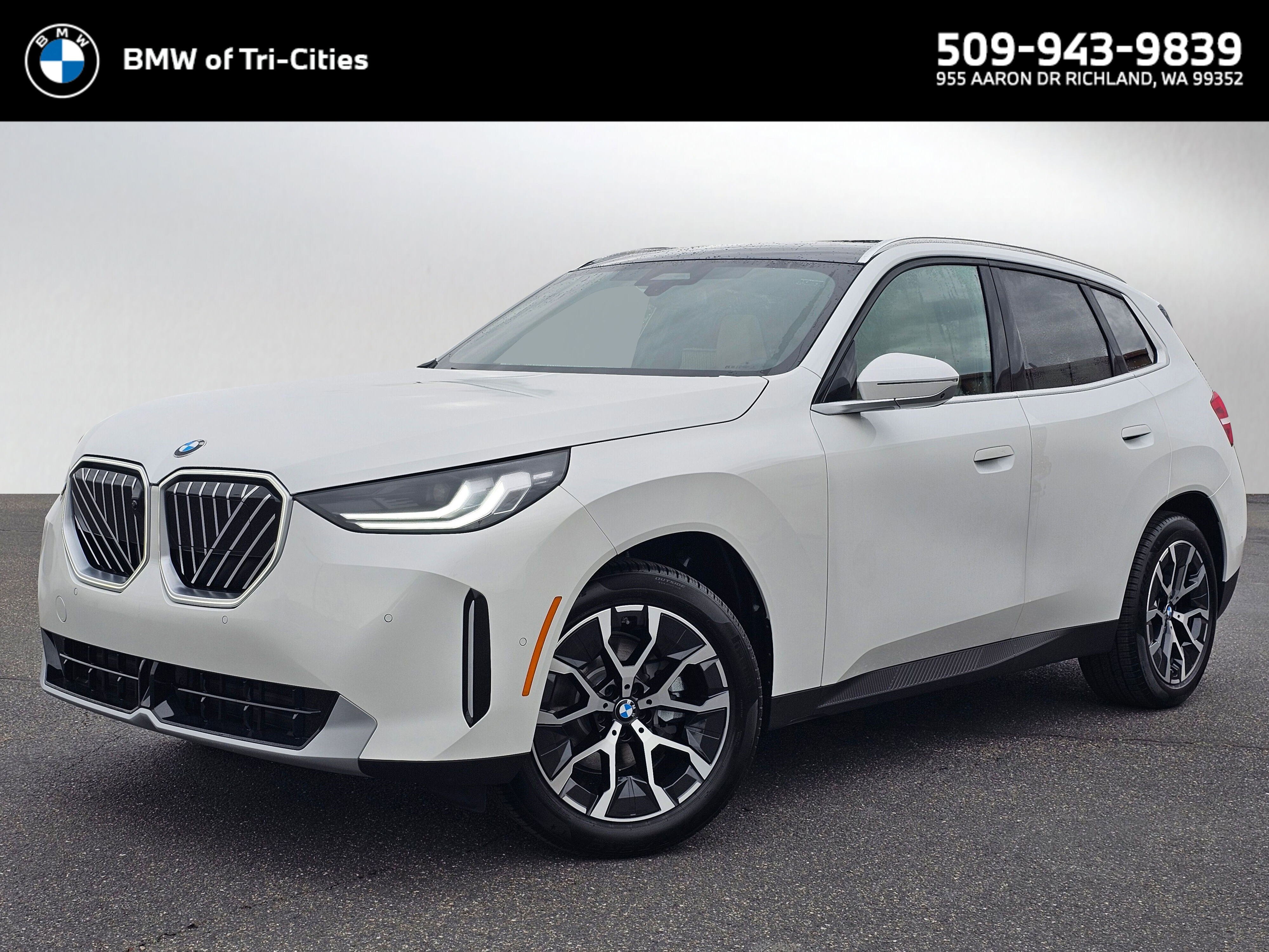 2026 BMW X3 30's photo