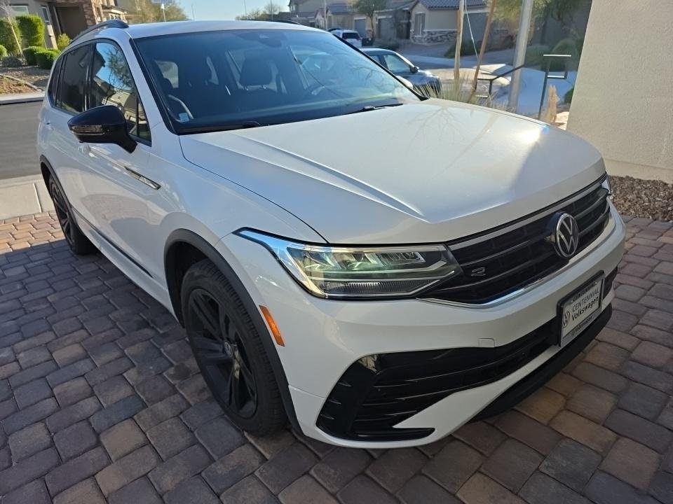 2024 Volkswagen Tiguan SE R-LINE BLACK