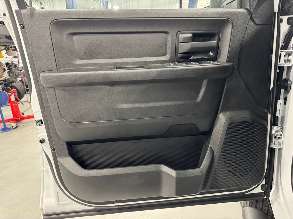 2025 Ram 3500 Tradesman photo 15