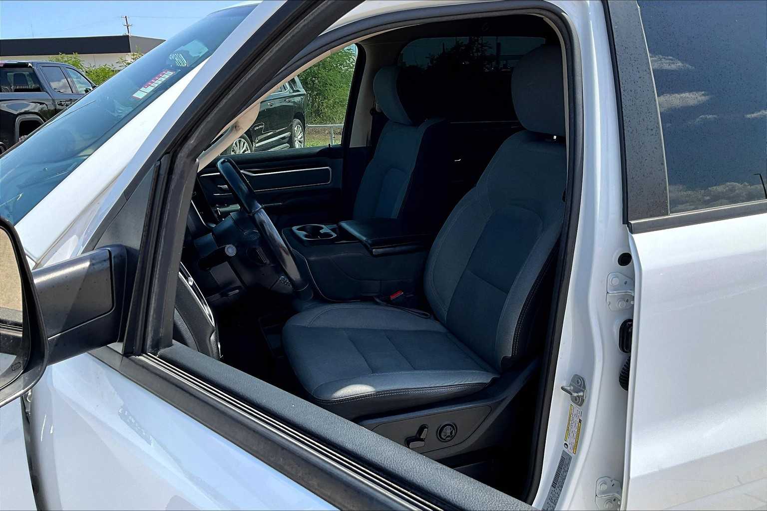 2020 Ram 1500 Big Horn photo 7