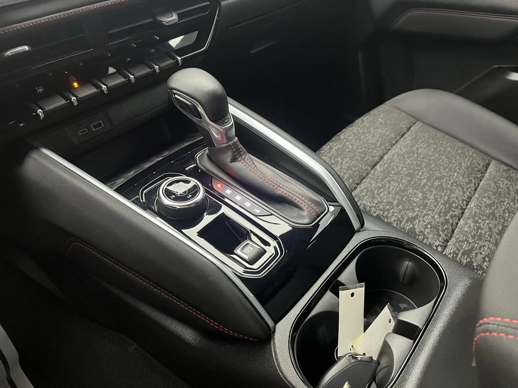 2023 Chevrolet Colorado Z71 photo 16