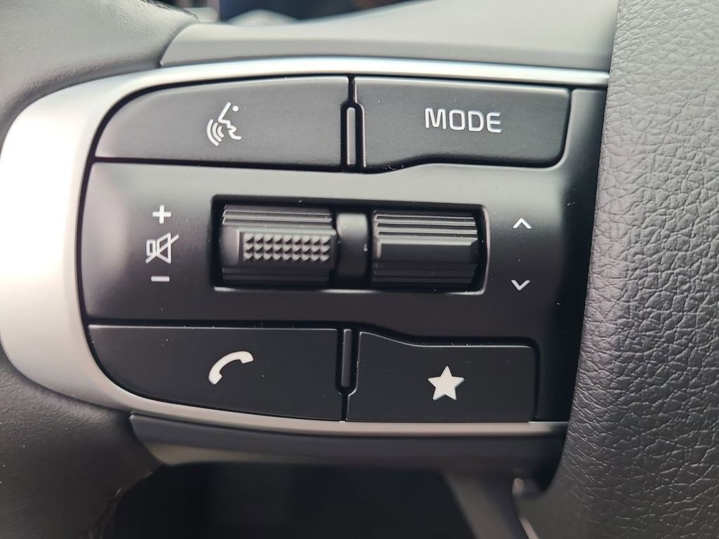 2026 Kia K5 GT-Line photo 27