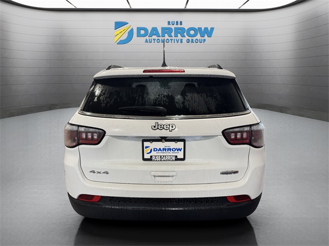 2025 Jeep Compass Latitude photo 3