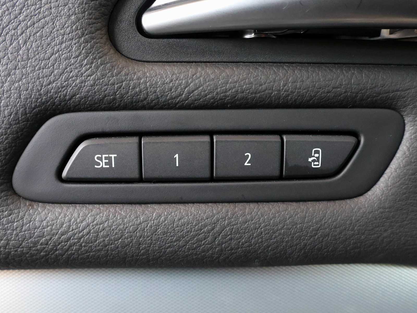 2023 Cadillac XT4 Premium Luxury photo 14