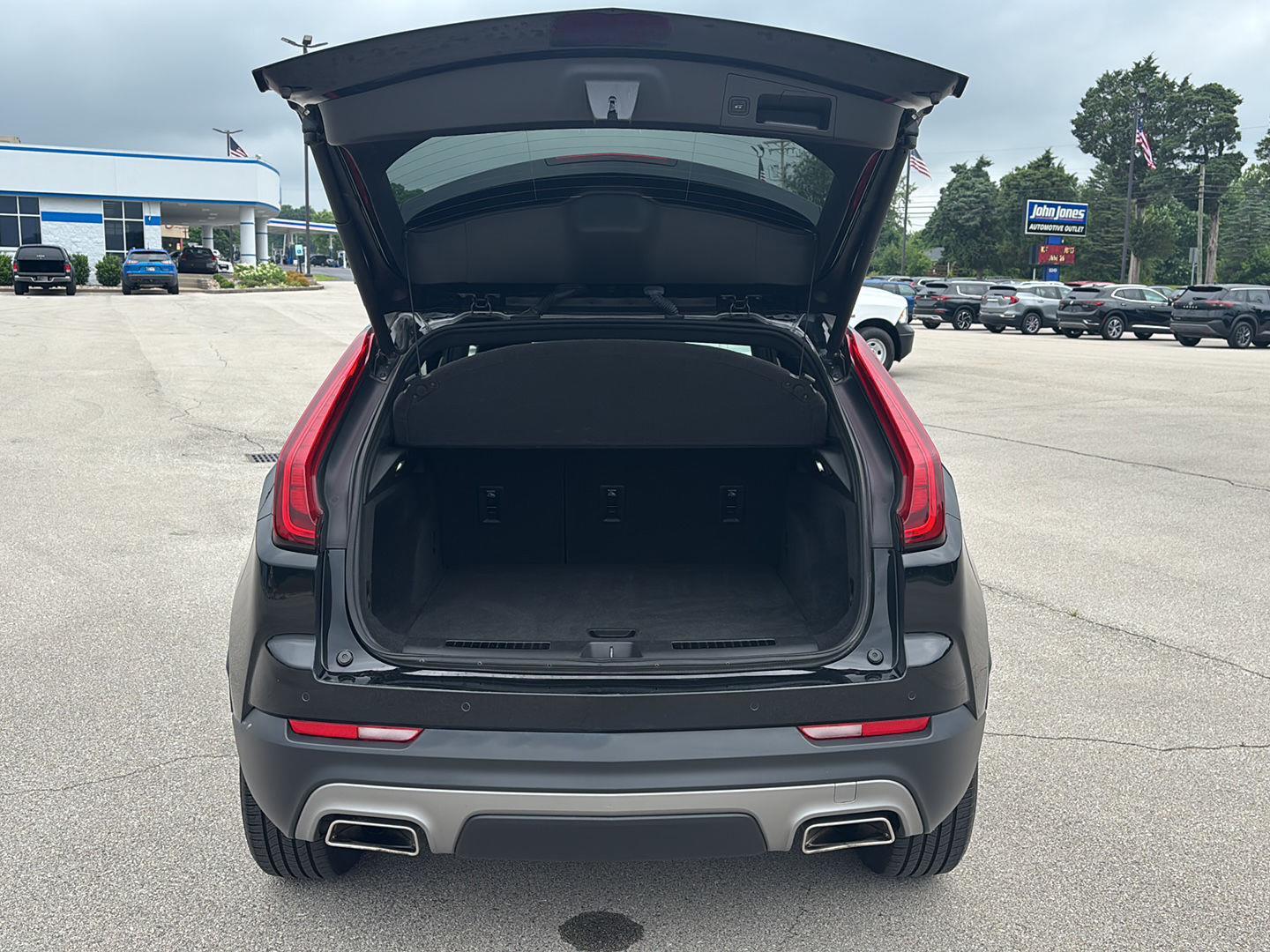 2022 Cadillac XT4 Premium Luxury photo 10