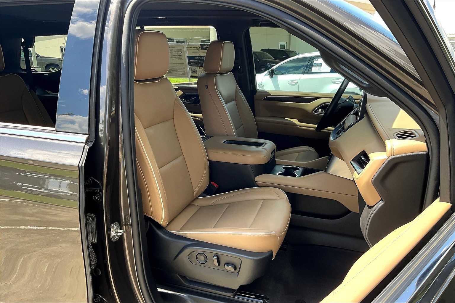 2021 Chevrolet Tahoe Premier photo 7