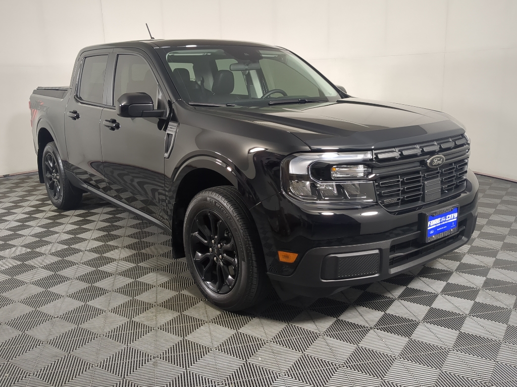 2024 Ford Maverick Lariat photo 2
