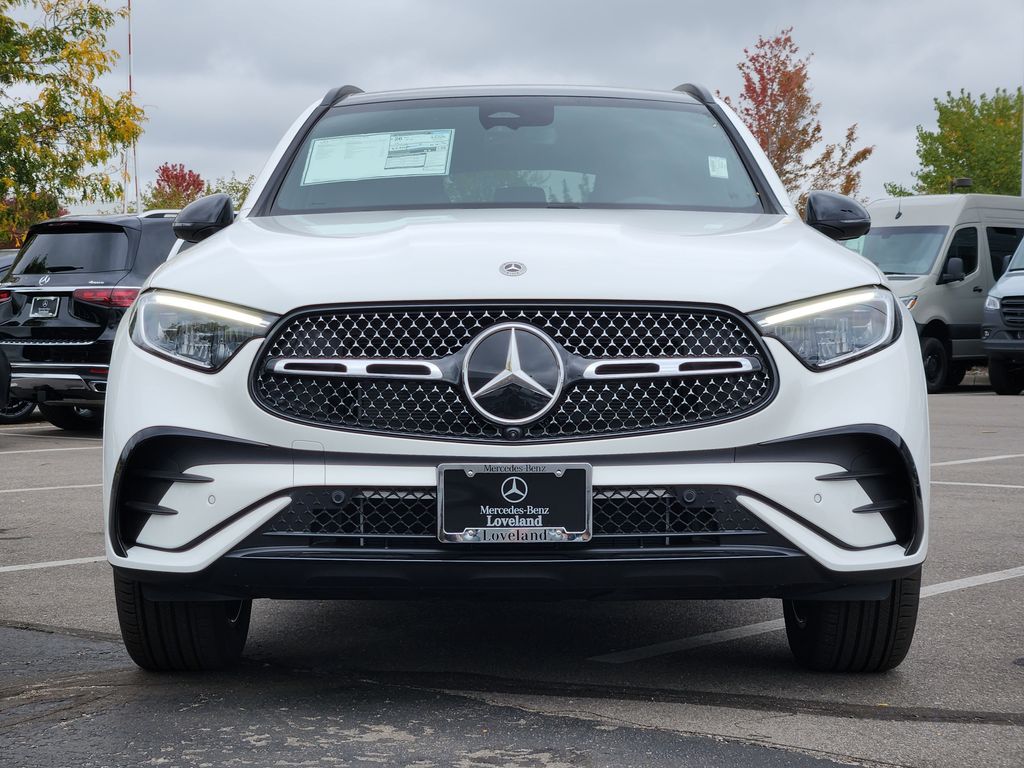 2026 Mercedes Benz GLC 300 4MATIC photo 2