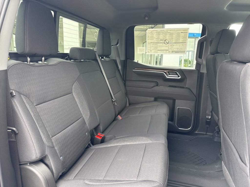 2026 Chevrolet Silverado 1500 LT photo 24